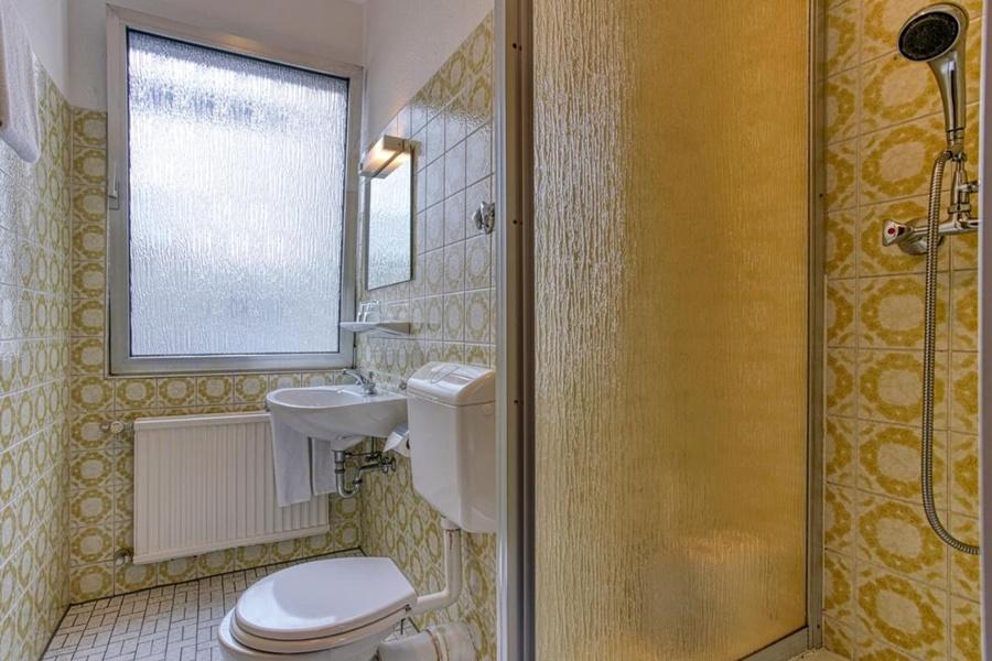 Hotel Ff&e Carlton 2*